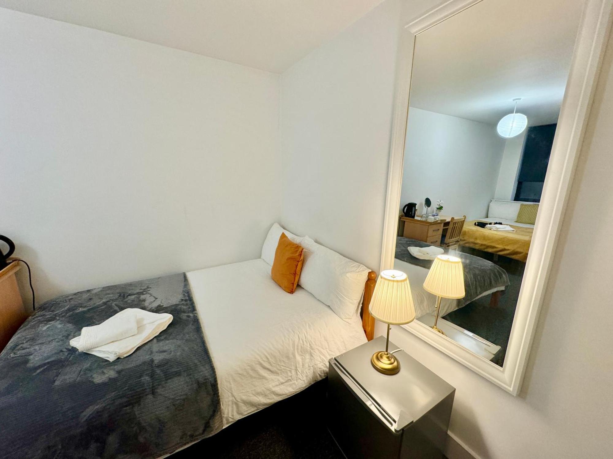 Cosmopolitan Comfort Private Bedrooms In Euston 106 Londen Buitenkant foto