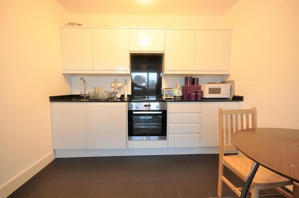 Cosmopolitan Comfort Private Bedrooms In Euston 106 Londen Buitenkant foto