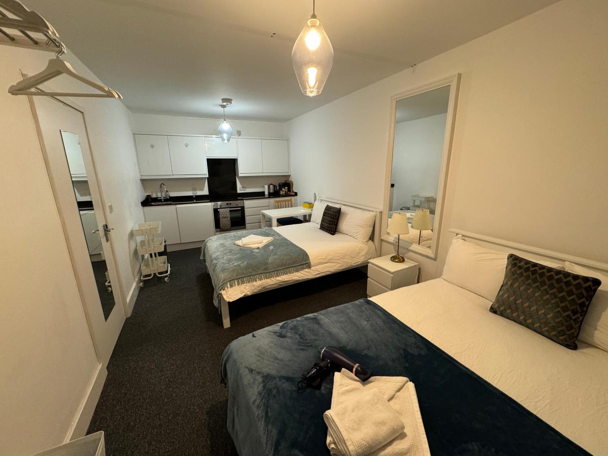 Cosmopolitan Comfort Private Bedrooms In Euston 106 Londen Buitenkant foto