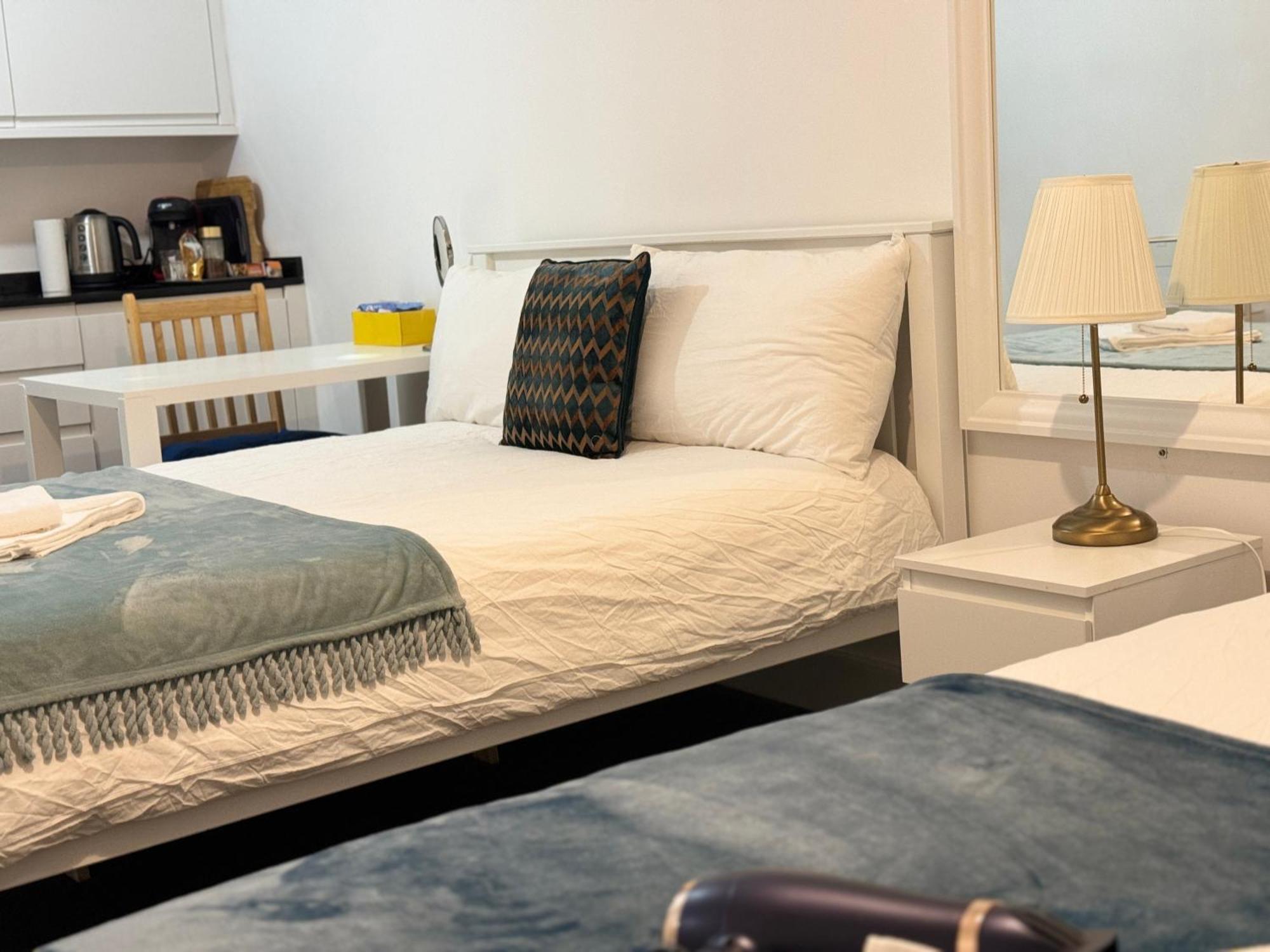 Cosmopolitan Comfort Private Bedrooms In Euston 106 Londen Buitenkant foto