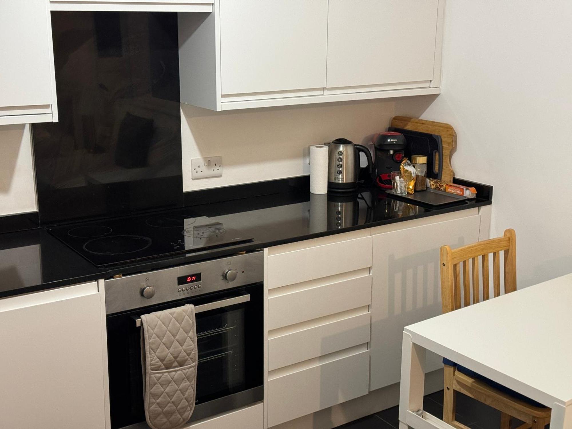Cosmopolitan Comfort Private Bedrooms In Euston 106 Londen Buitenkant foto