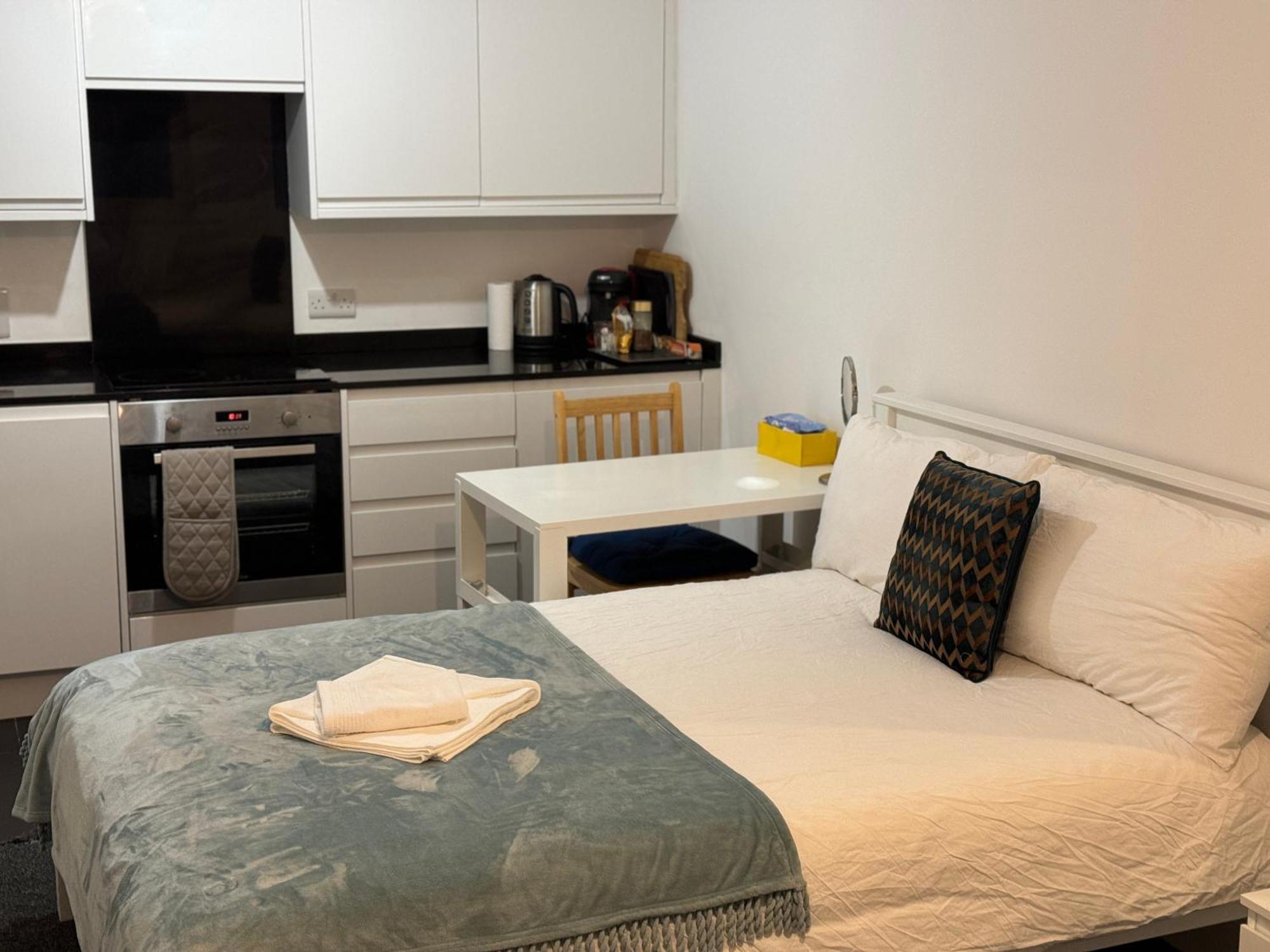 Cosmopolitan Comfort Private Bedrooms In Euston 106 Londen Buitenkant foto
