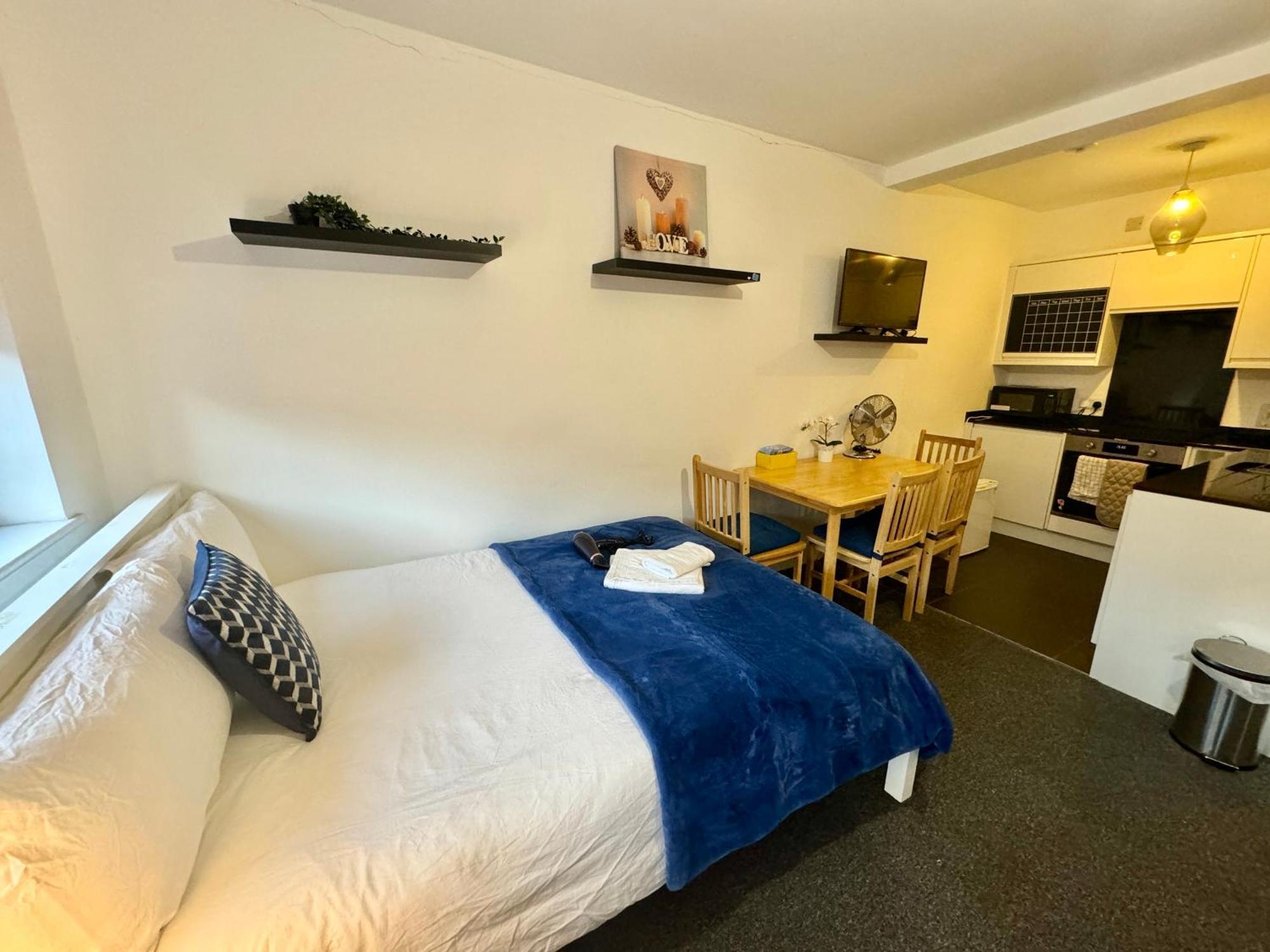 Cosmopolitan Comfort Private Bedrooms In Euston 106 Londen Buitenkant foto